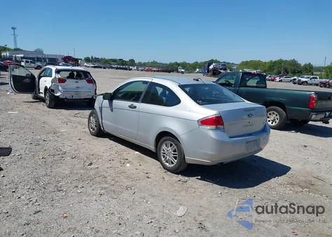 2008 Ford Focus Se/Ses из США, поврежденный, VIN 1FAHP33N88W170466
